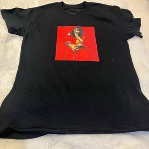 Aaliyah Men's Casual Black Short Sleeve Graphic T-Shirt Small Ripple Junction